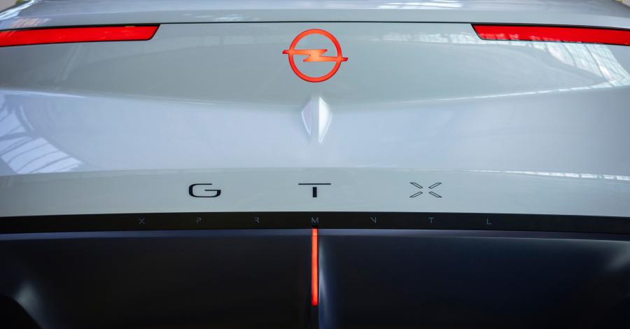  Opel GT X Experimental 2018 года  (фото 20 из 46)
